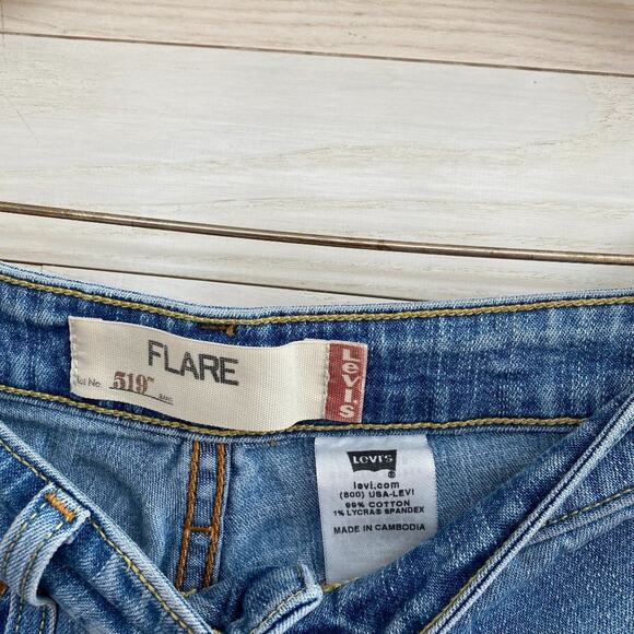 Levi's 519 Flare Jeans Light Wash - Picture 5 of 7